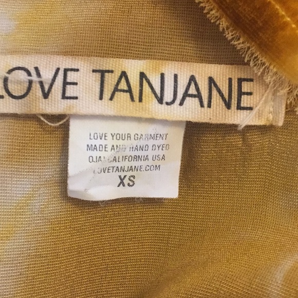 XS NWOT LOVE TANJANE Velvet Top G01 2853 - Picture 3 of 5
